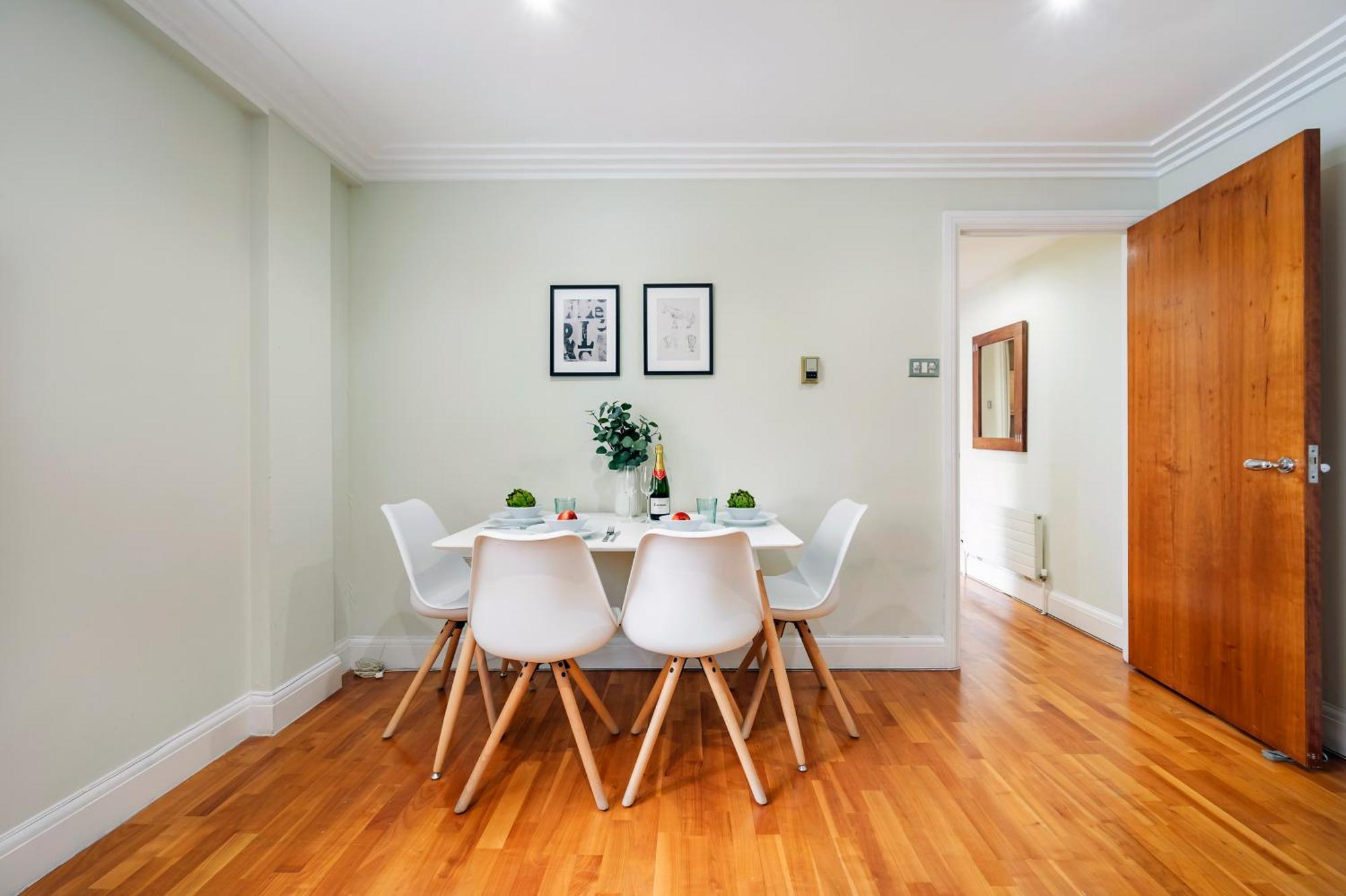 Location Trafalgar Square 1 Bedr, 3 Beds, Sleeps 6 London Ngoại thất bức ảnh